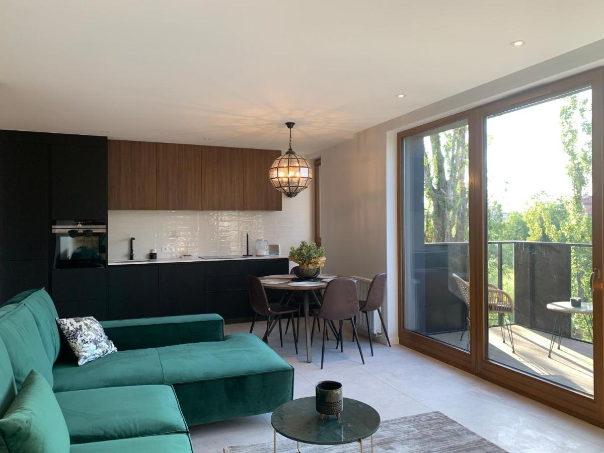 Baltic Riviera Apartments - Garden Sanctuary Retreat Gdansk Exterior photo