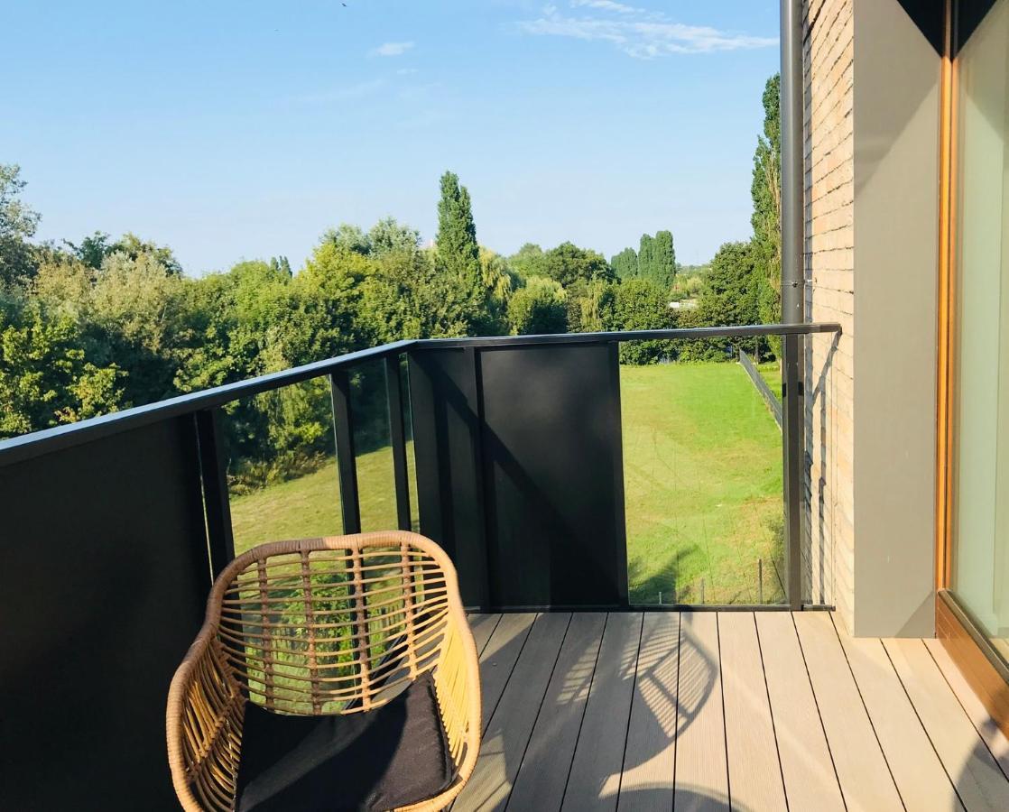 Baltic Riviera Apartments - Garden Sanctuary Retreat Gdansk Exterior photo